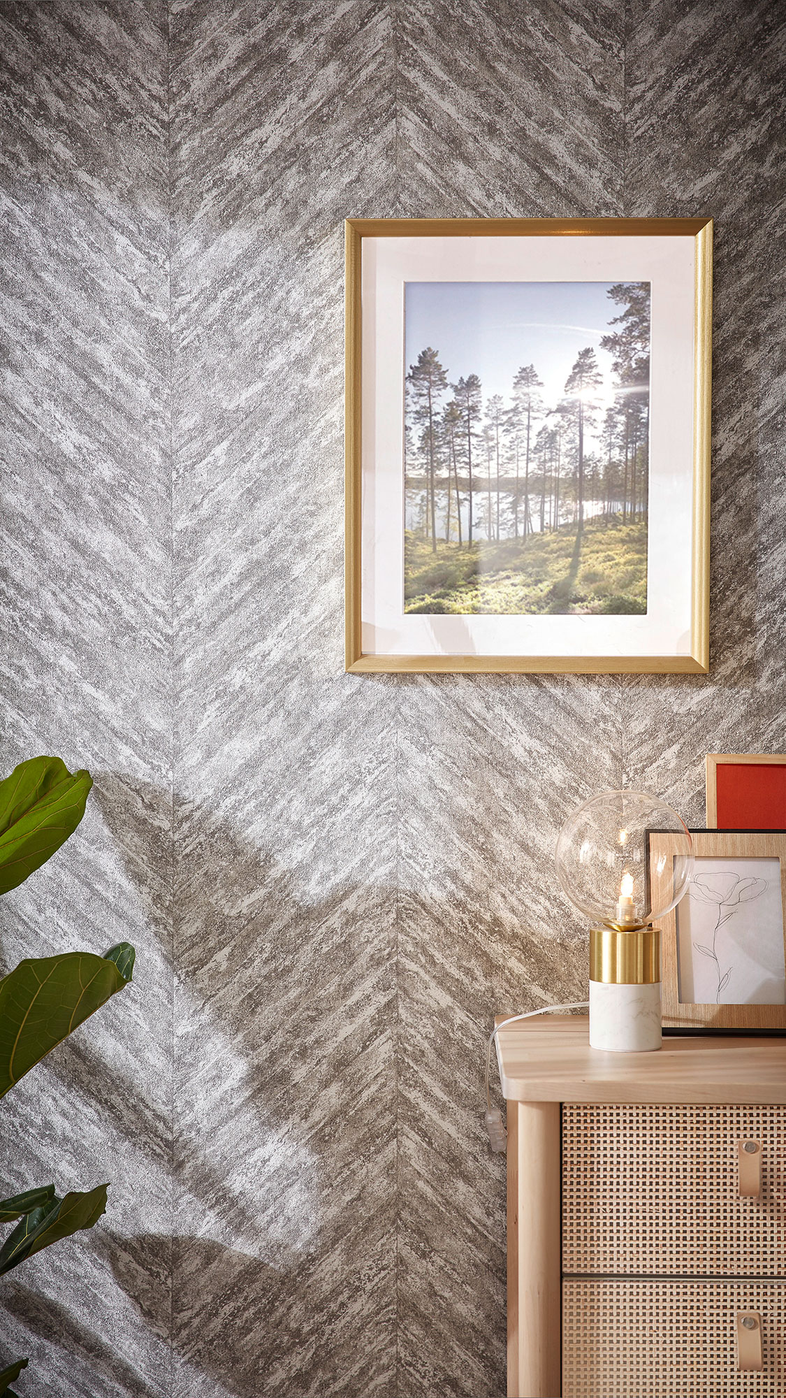 Rasch Vliestapete Linares Linien Streifen quer 617528